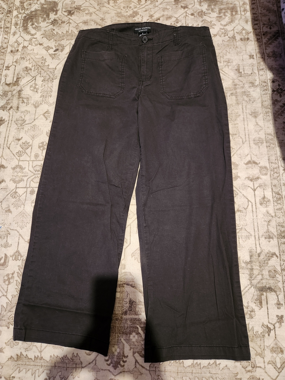 Wide-Leg Black Women's Jeans — Modern Comfort Fit